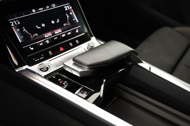 Audi e-tron 55 quattro 300 kW S line