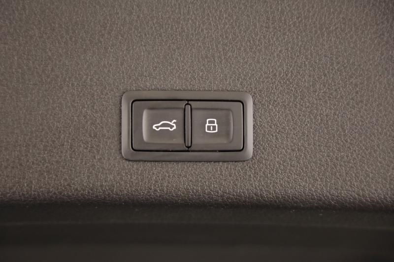 Audi e-tron 55 quattro 300 kW S line