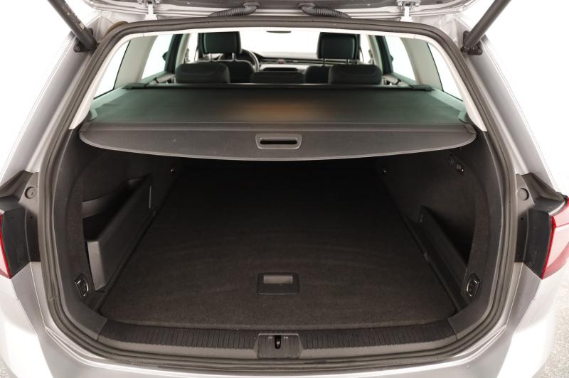 VW Passat GTE Variant