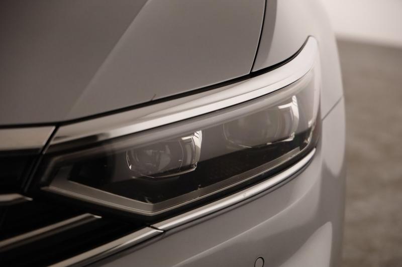 VW Passat GTE Variant