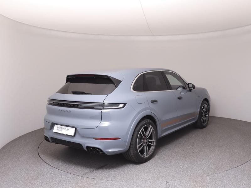 Porsche Cayenne Turbo E-Hybrid