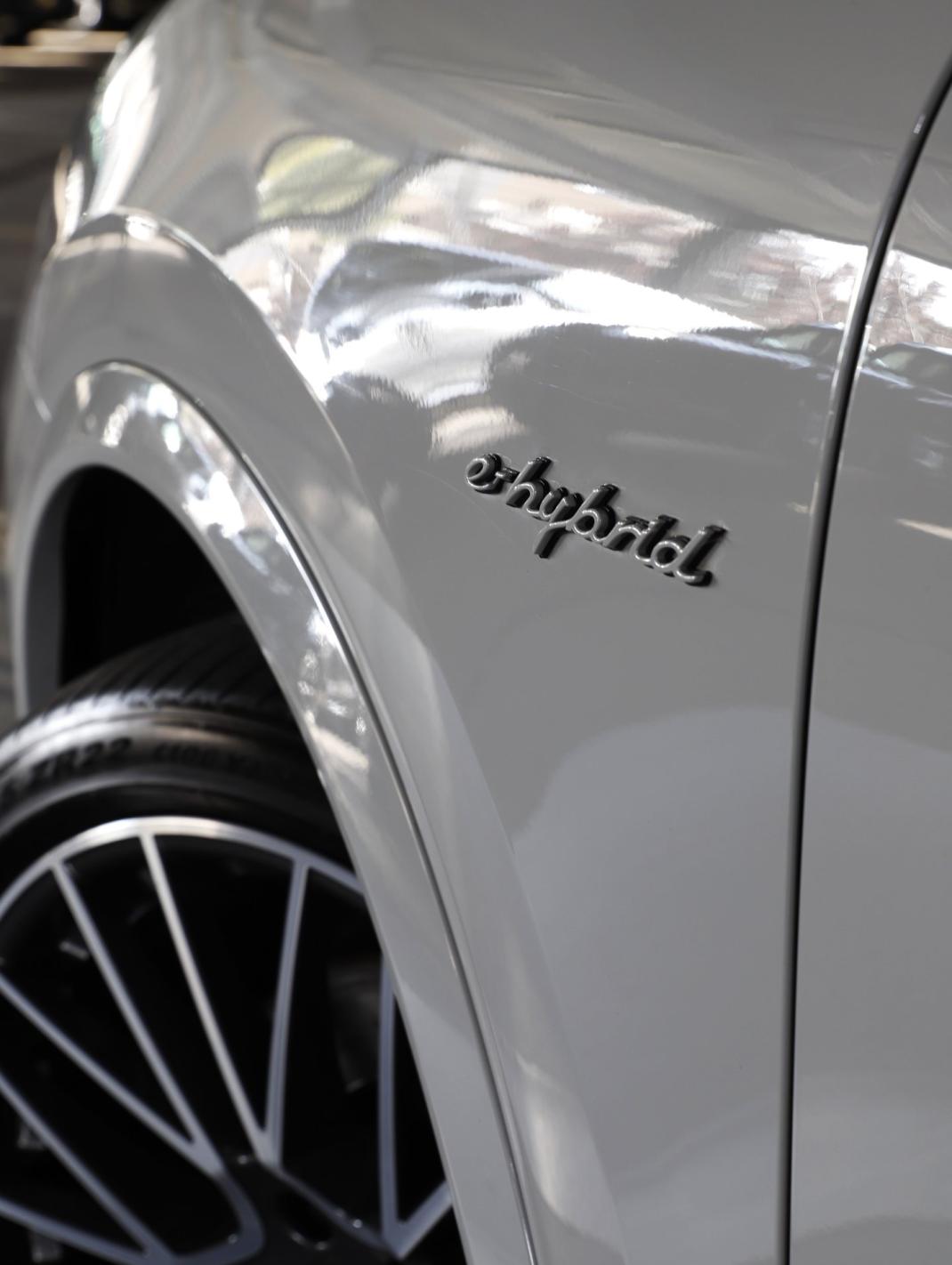 Porsche Cayenne E-Hybrid Coupé