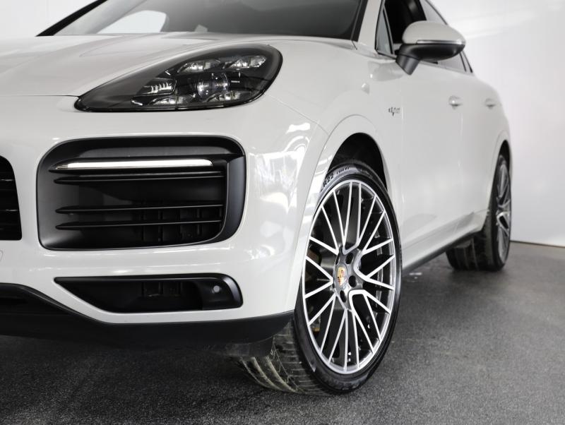 Porsche Cayenne E-Hybrid Coupé