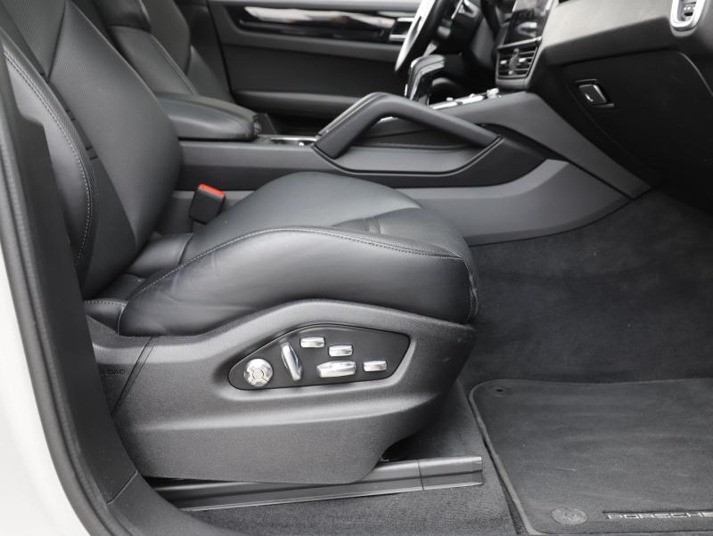 Porsche Cayenne E-Hybrid Coupé