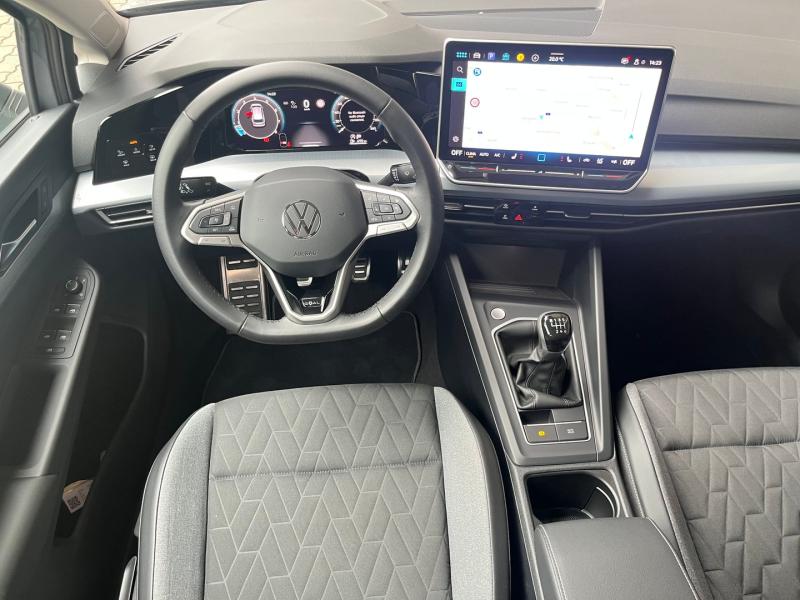 VW Golf Variant Life TSI
