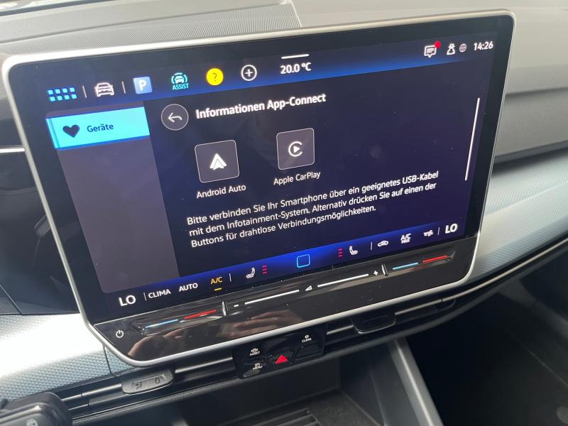 VW Golf Variant Life TSI