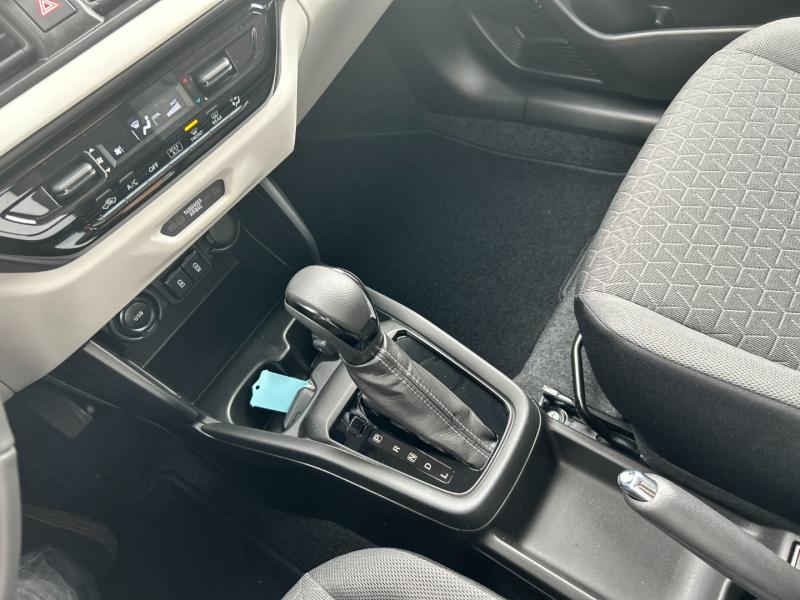 Swift 1.2 GL+ Hybrid CVT shine