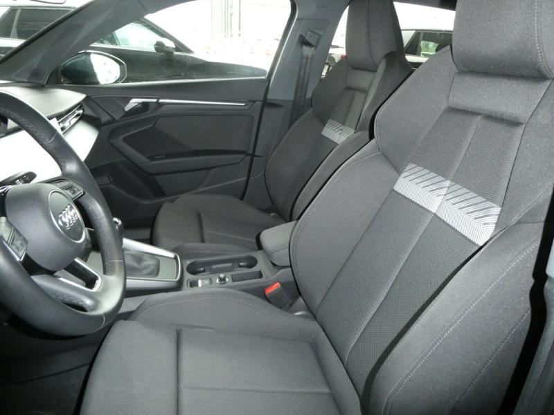 Audi A3 Sportback 30 TFSI intense