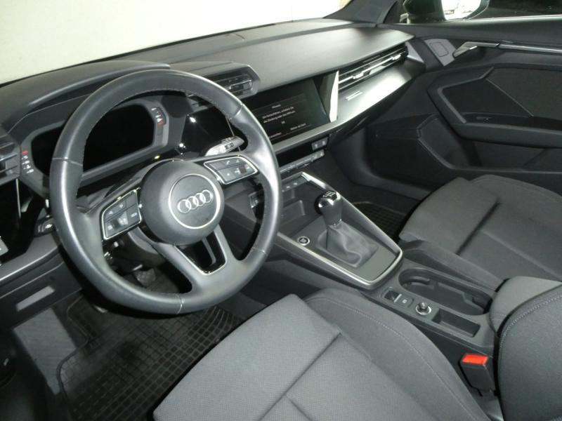 Audi A3 Sportback 30 TFSI intense