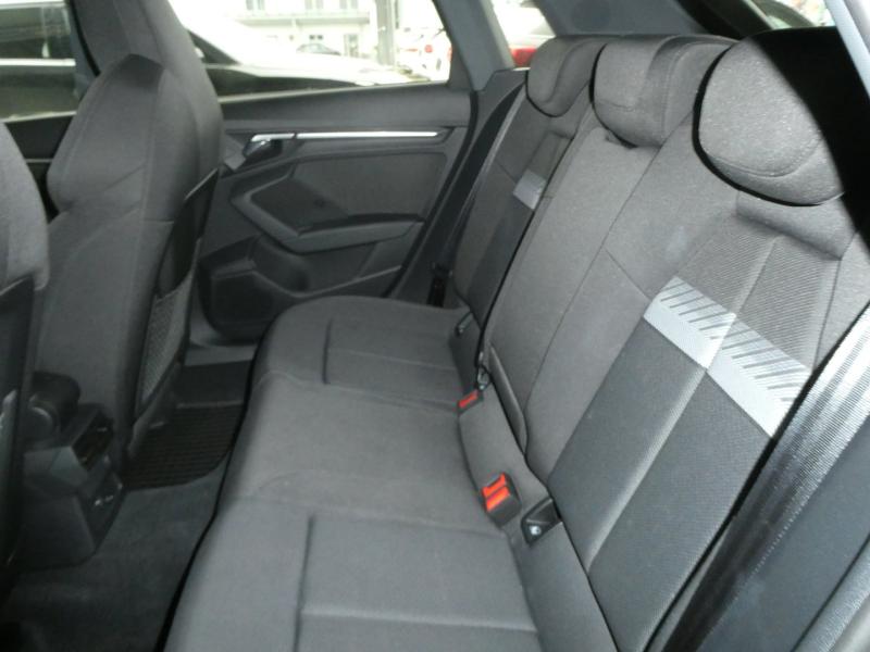 Audi A3 Sportback 30 TFSI intense