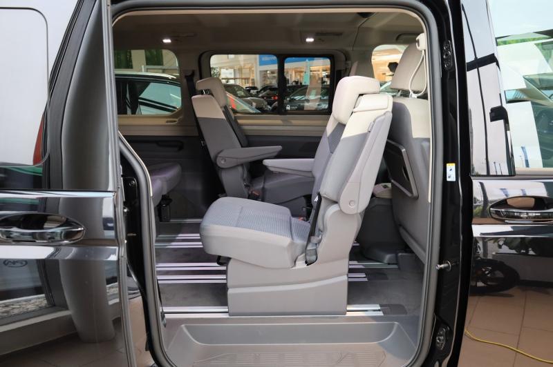 VW Multivan Business ÜH eHybrid 180 kW 4M