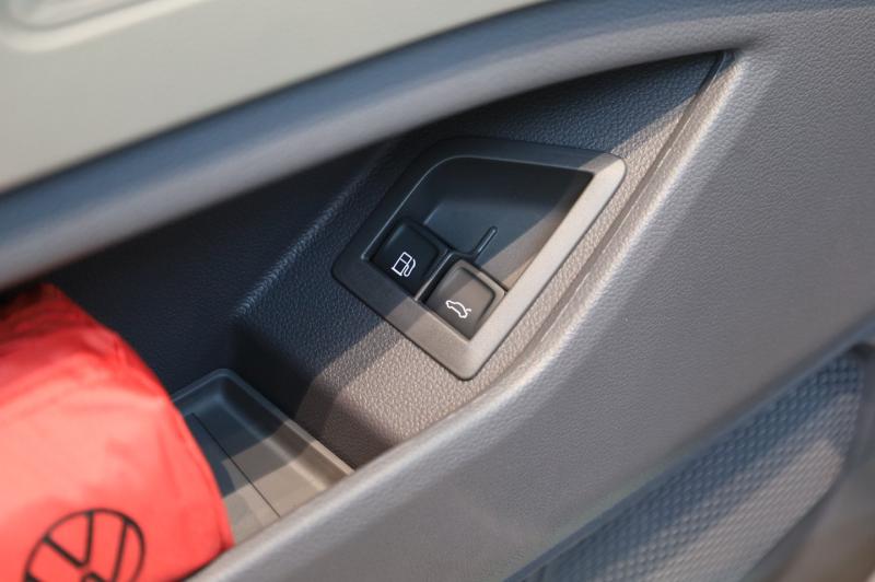VW Multivan Business ÜH eHybrid 180 kW 4M