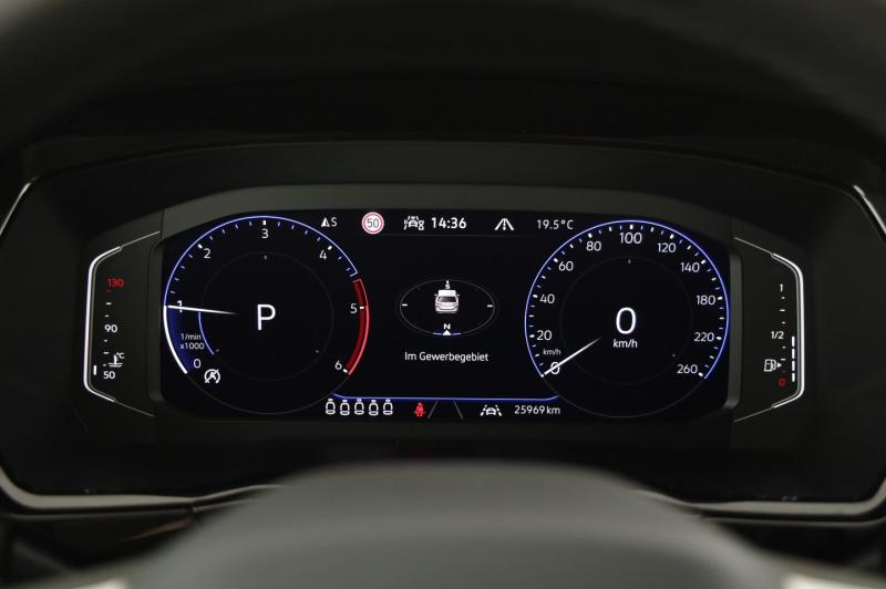 VW Touran Highline TDI SCR DSG 7-Sitzer