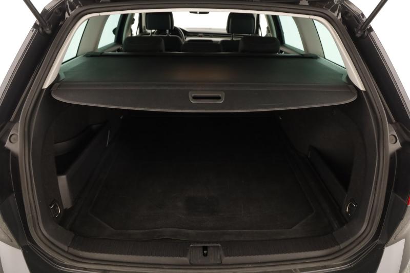 VW Passat GTE Variant