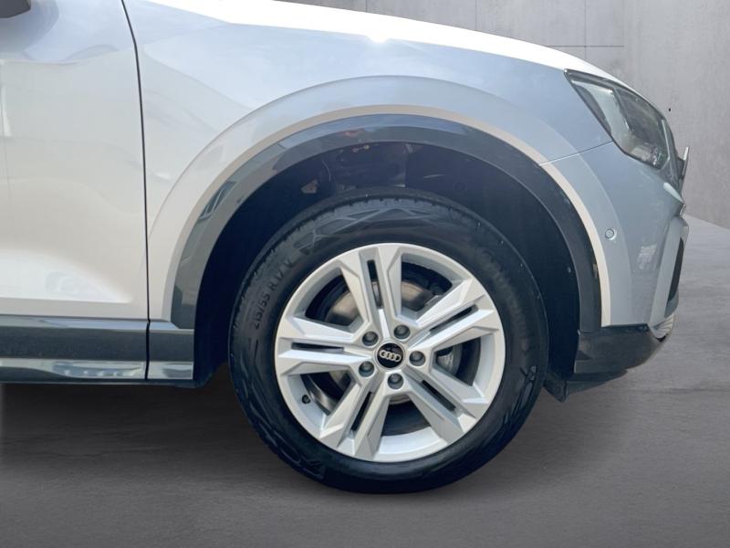 Audi Q2 35 TFSI admired