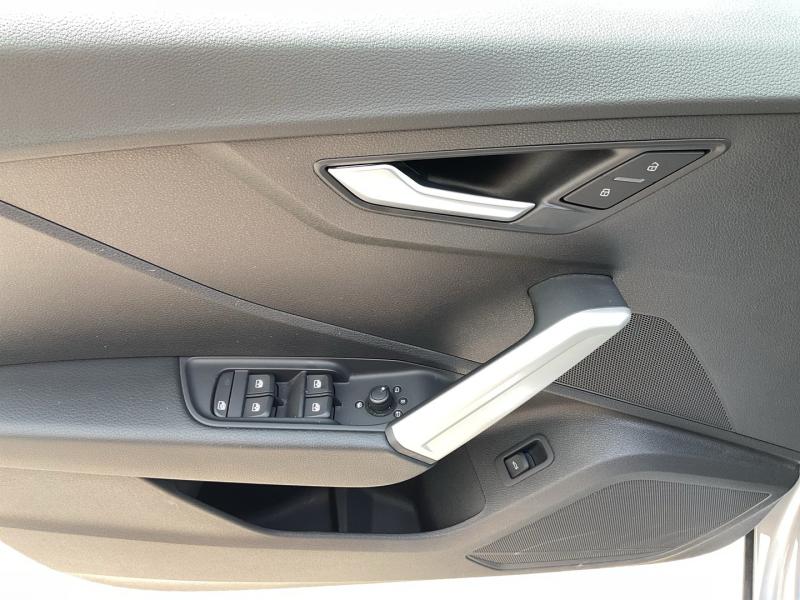 Audi Q2 35 TFSI admired