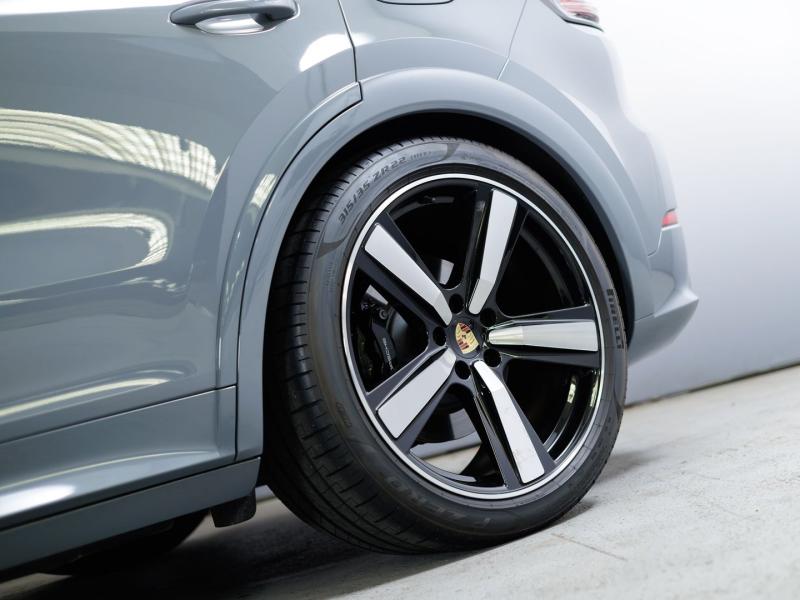 Porsche Cayenne E-Hybrid Coupé