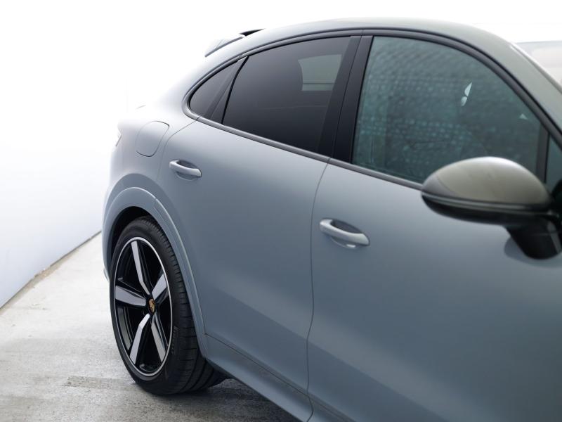 Porsche Cayenne E-Hybrid Coupé