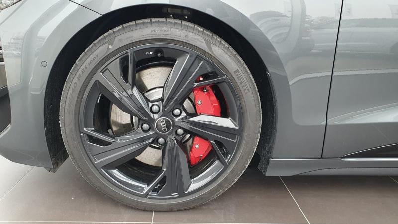 Audi S6 Avant e-tron