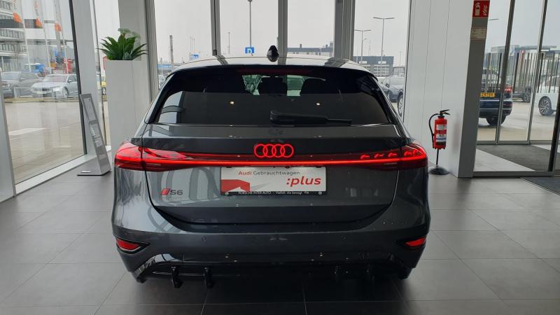 Audi S6 Avant e-tron