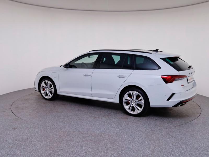 Škoda OCTAVIA Combi RS iV 245 DSG