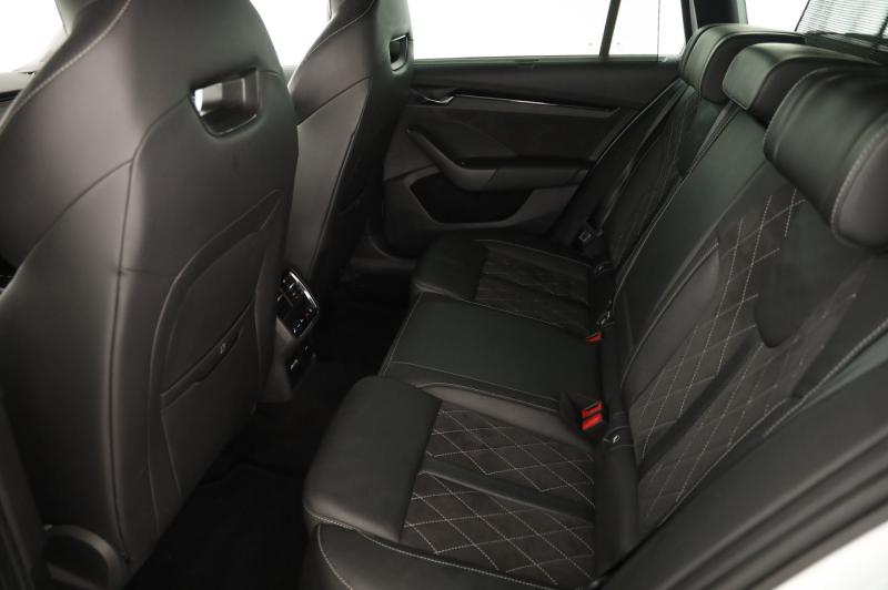 Škoda OCTAVIA Combi RS iV 245 DSG