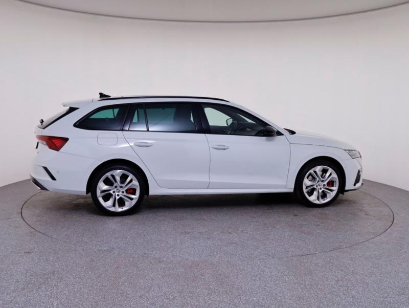 Škoda OCTAVIA Combi RS iV 245 DSG