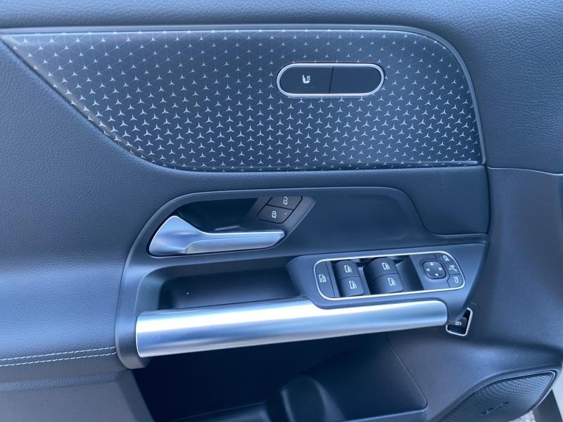 MERCEDES-BENZ EQA 250+ Österreich-Edition