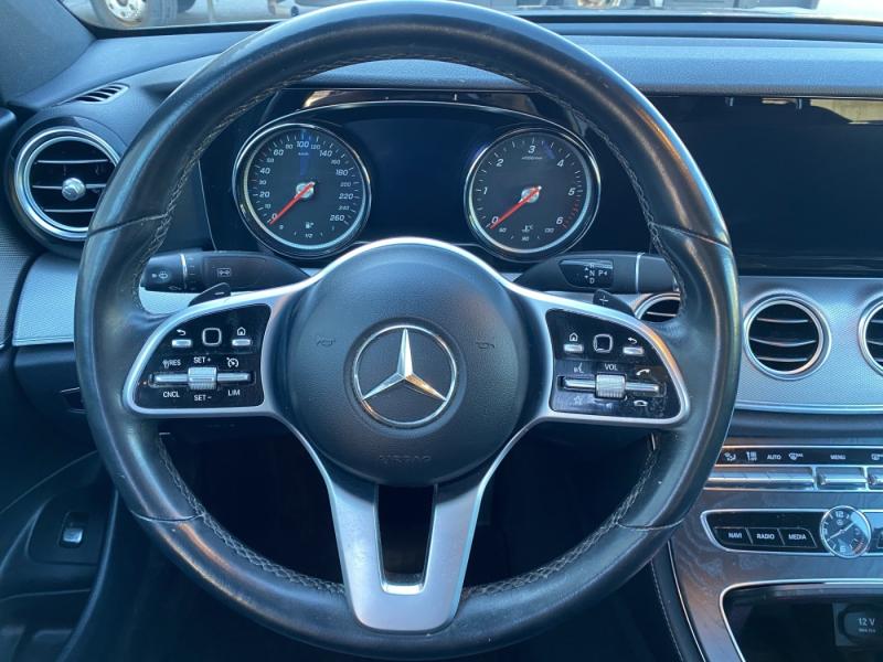 MERCEDES-BENZ E 220 d 4MATIC Limousine