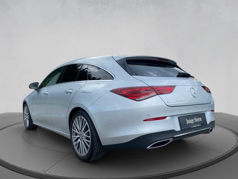 MERCEDES-BENZ CLA 200 d Shooting Brake Progressive