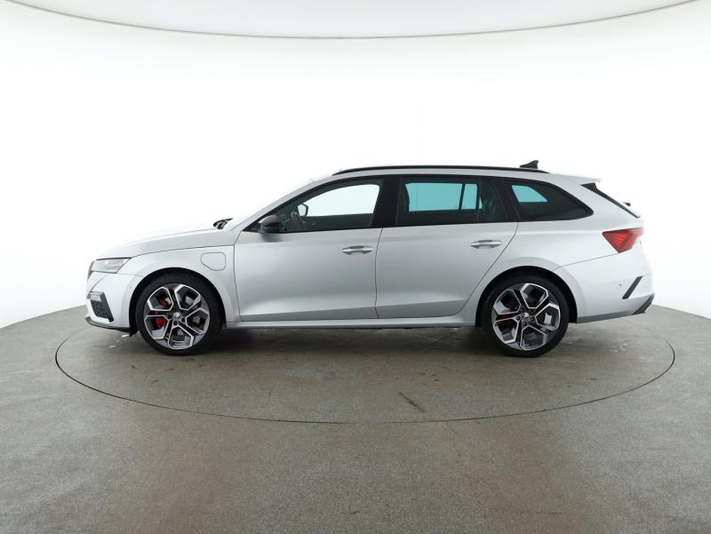 Škoda OCTAVIA Combi RS iV 245 DSG