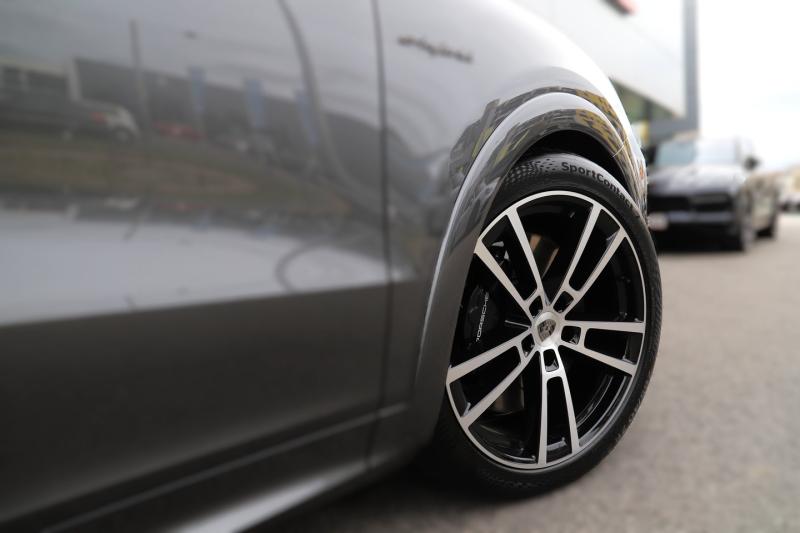 Porsche Cayenne Turbo E-Hybrid