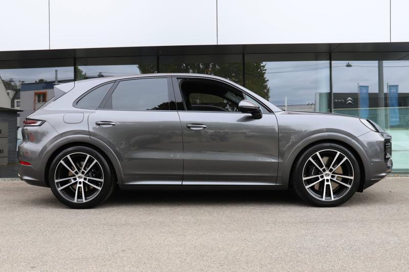 Porsche Cayenne Turbo E-Hybrid