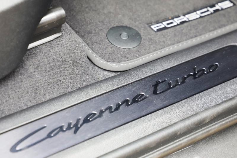Porsche Cayenne Turbo E-Hybrid