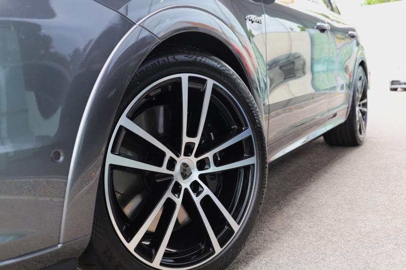 Porsche Cayenne Turbo E-Hybrid