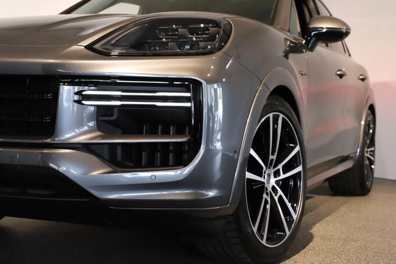 Porsche Cayenne Turbo E-Hybrid