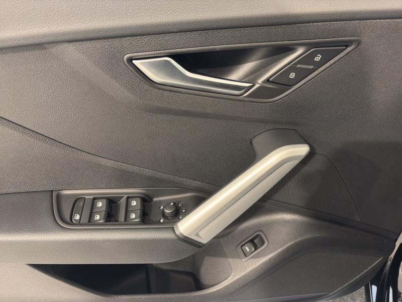 Audi Q2 30 TFSI admired