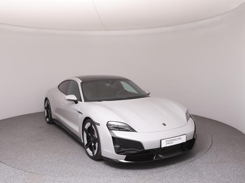 Porsche Taycan Turbo