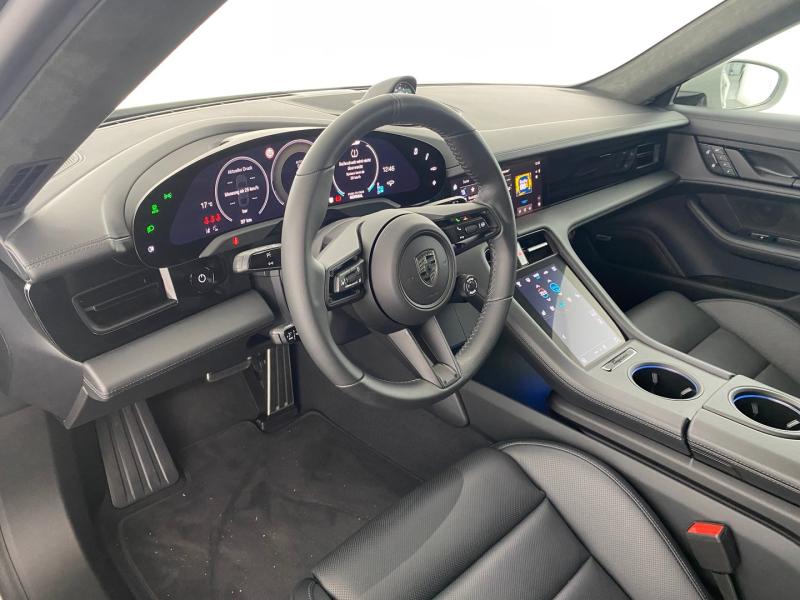 Porsche Taycan Turbo