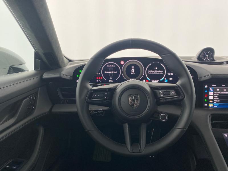 Porsche Taycan Turbo