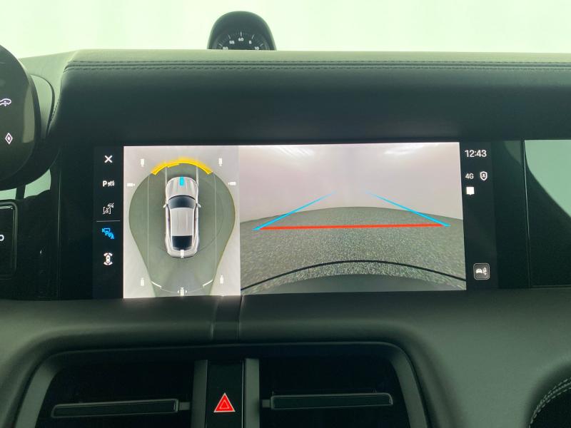 Porsche Taycan Turbo