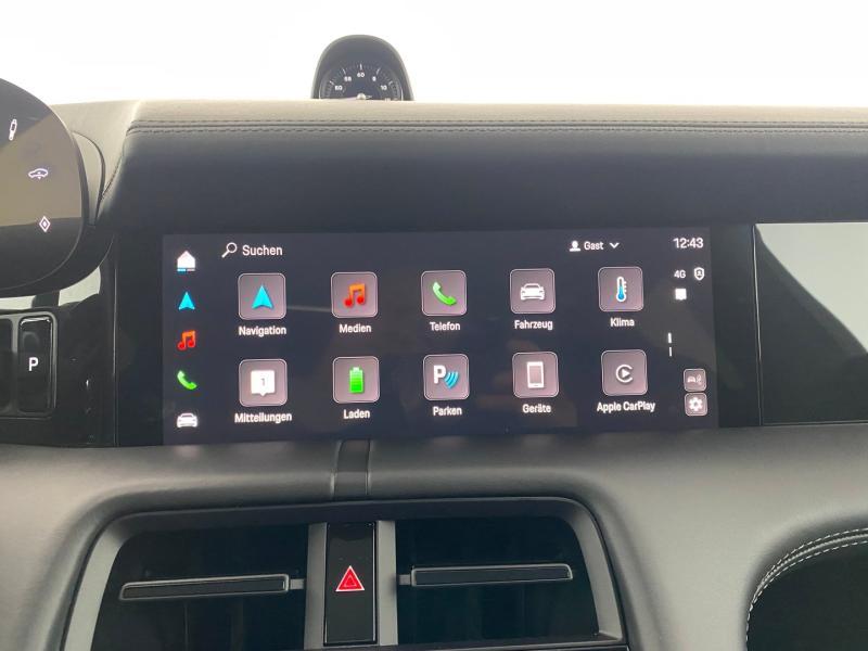 Porsche Taycan Turbo