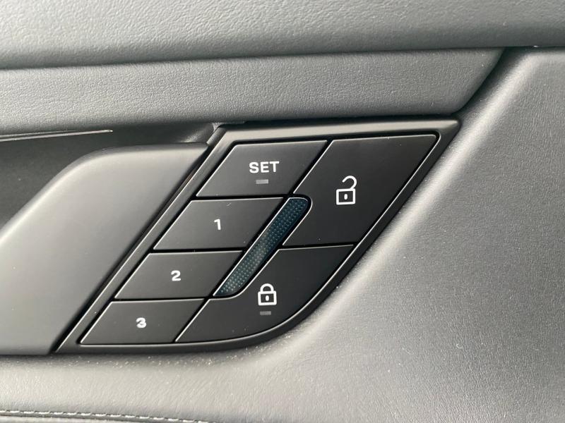 Porsche Taycan Turbo