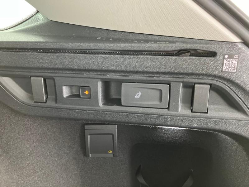 VW Passat Variant Business TDI DSG