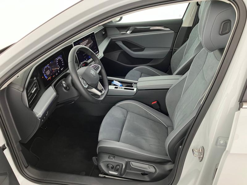 VW Passat Variant Business TDI DSG