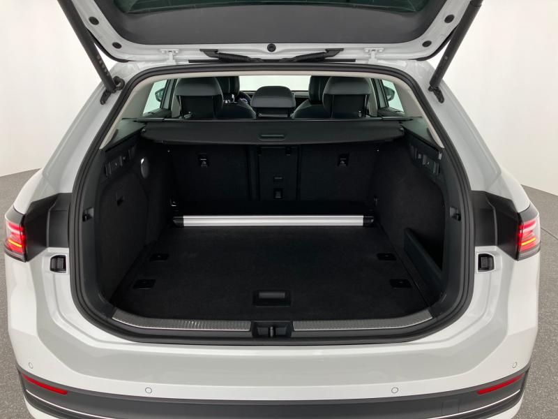 VW Passat Variant Business TDI DSG