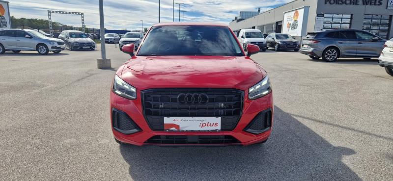 Audi Q2 30 TFSI admired