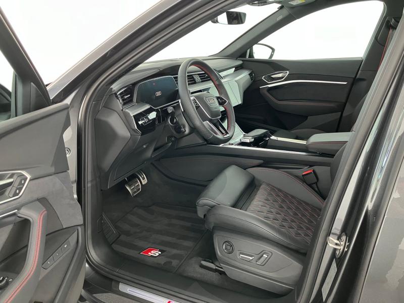 Audi SQ8 Sportback e-tron quattro