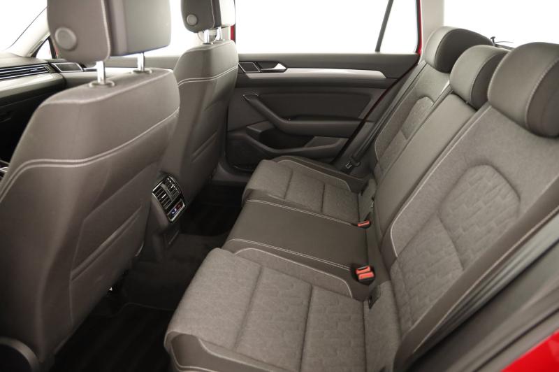 VW Passat Variant Business TDI DSG