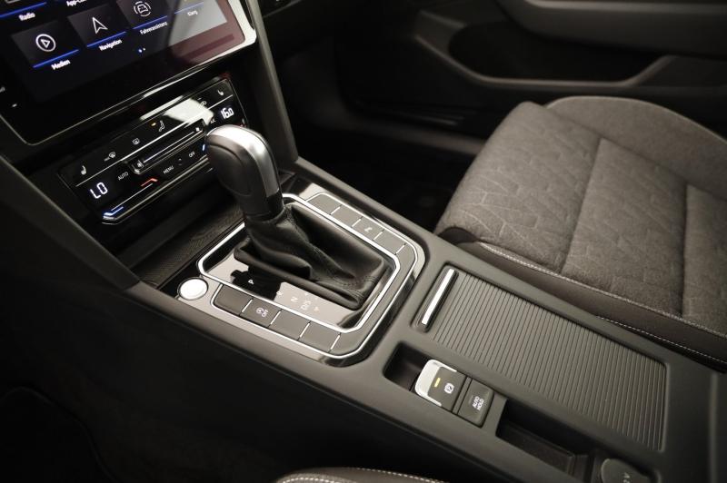 VW Passat Variant Business TDI DSG